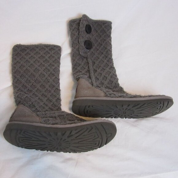 UGG Australia Boots Lattice Cardy Gray Knit 2-Button Tall Winter Women's 6 - Picture 1 of 7